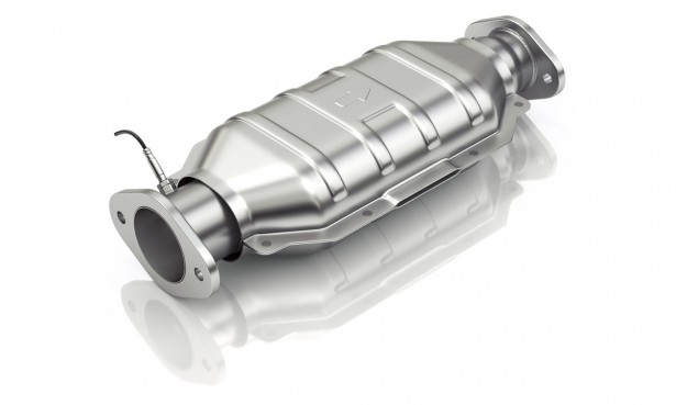 Le pot catalytique ou catalyseur est un élément de l'ensemble du pot d'échappement des moteurs à combustion interne qui vise à réduire la nocivité des gaz d'échappement.